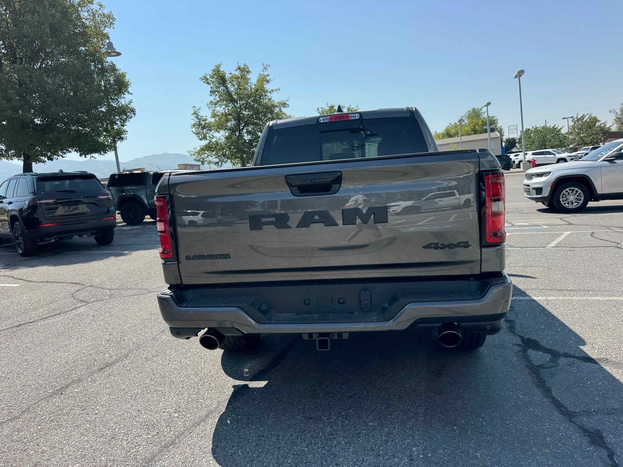 2025 Ram 1500 Laramie photo 4