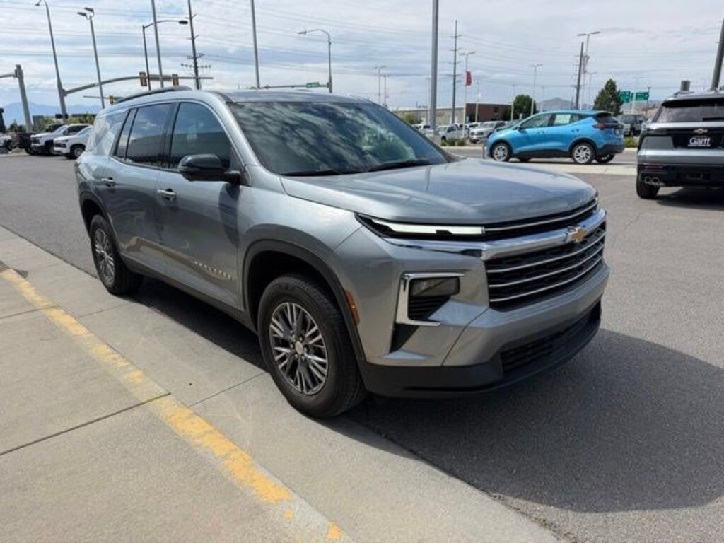 Used 2026 Chevrolet Traverse AWD LT AWD LT w/2LT