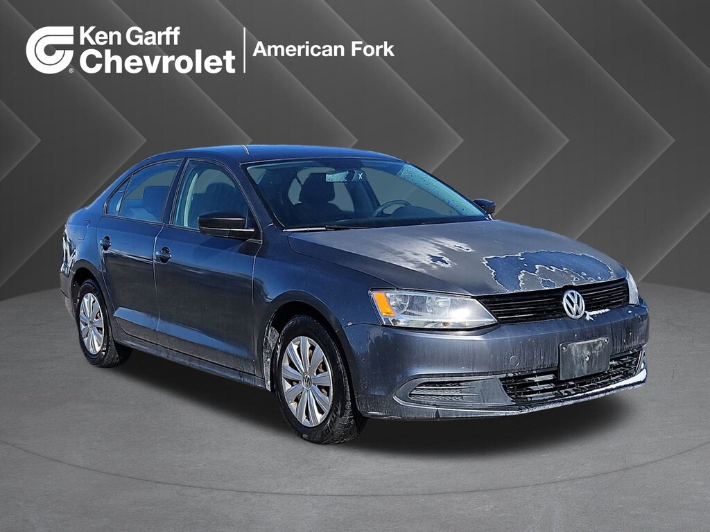 Used 2013 Volkswagen Jetta Sedan 2.0L S