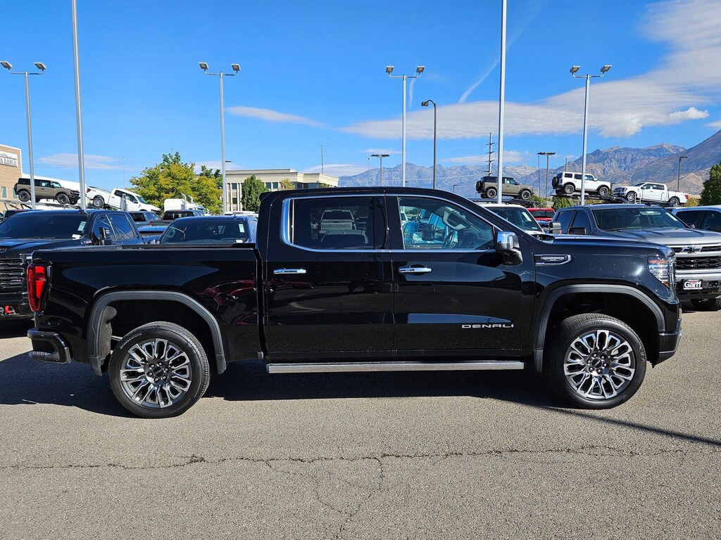 Used 2023 GMC Sierra 1500 Denali Ultimate 4WD Crew Cab 147 Denali Ultimate