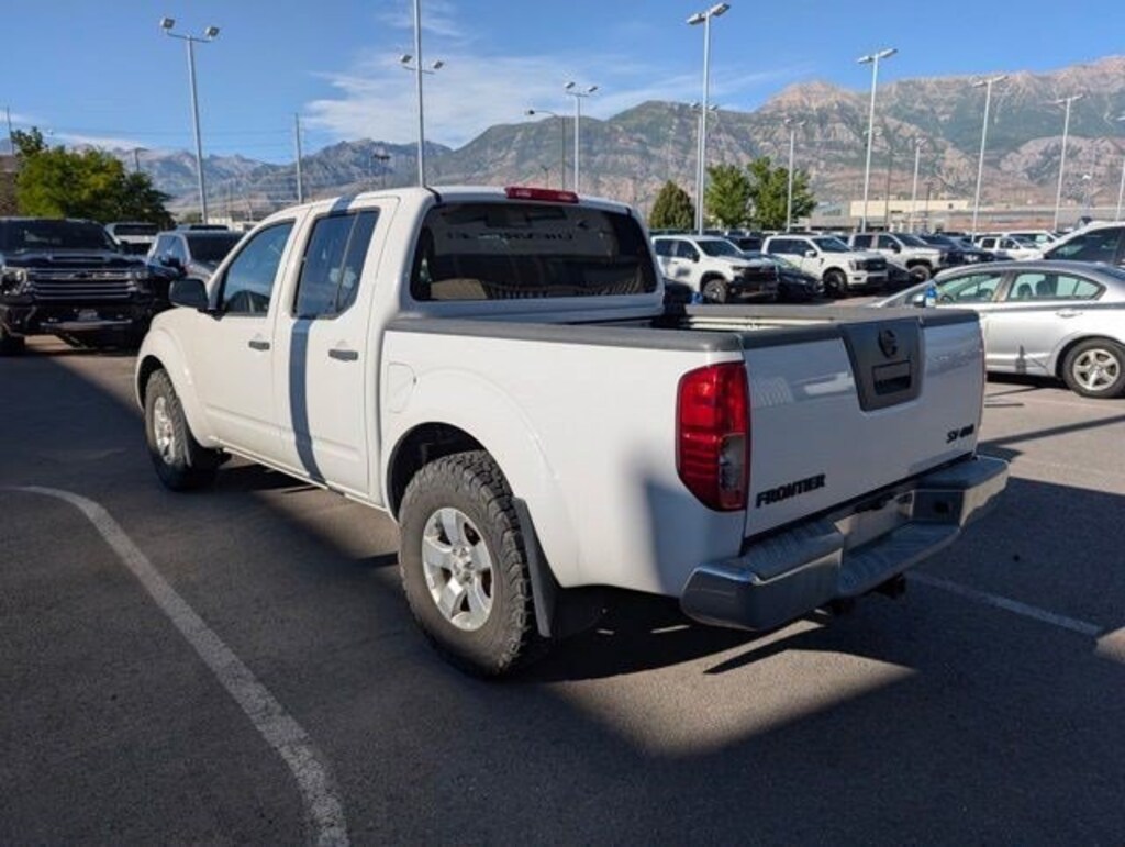 Used 2012 Nissan Frontier SV 4WD Crew Cab SWB Auto SV