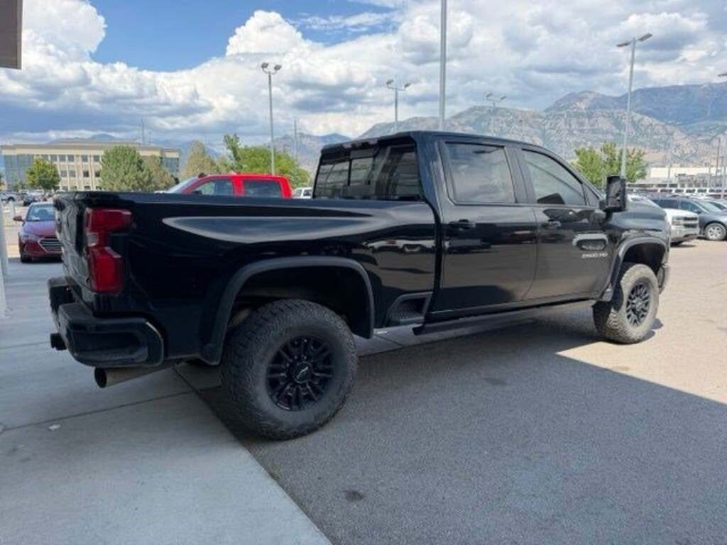 Used 2024 Chevrolet Silverado 2500HD ZR2 4WD Crew Cab 159 ZR2
