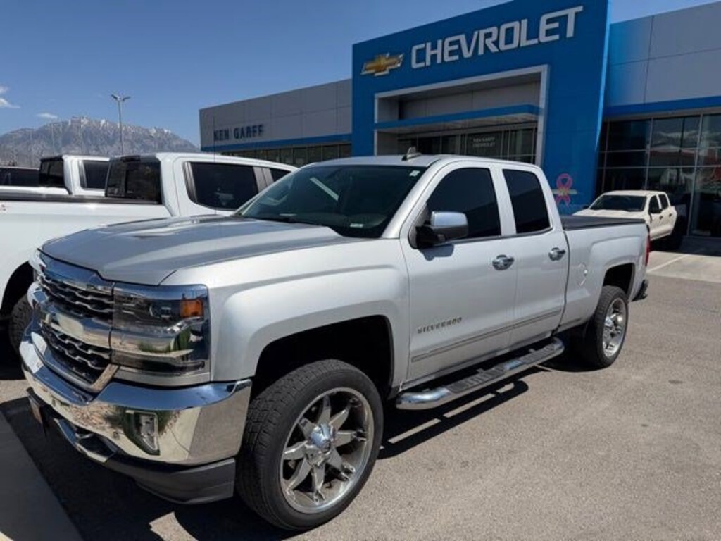 Used 2017 Chevrolet Silverado 1500 LTZ 4WD Double Cab 143.5 LTZ w/1LZ