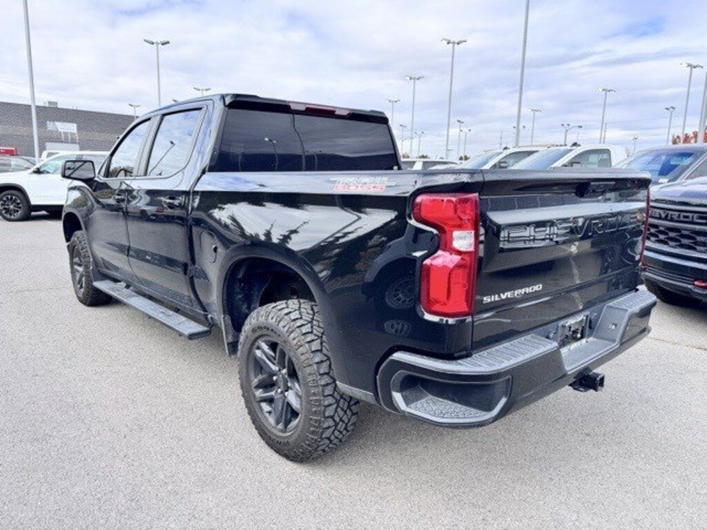 Used 2023 Chevrolet Silverado 1500 LT Trail Boss 4WD Crew Cab 147 LT Trail Boss