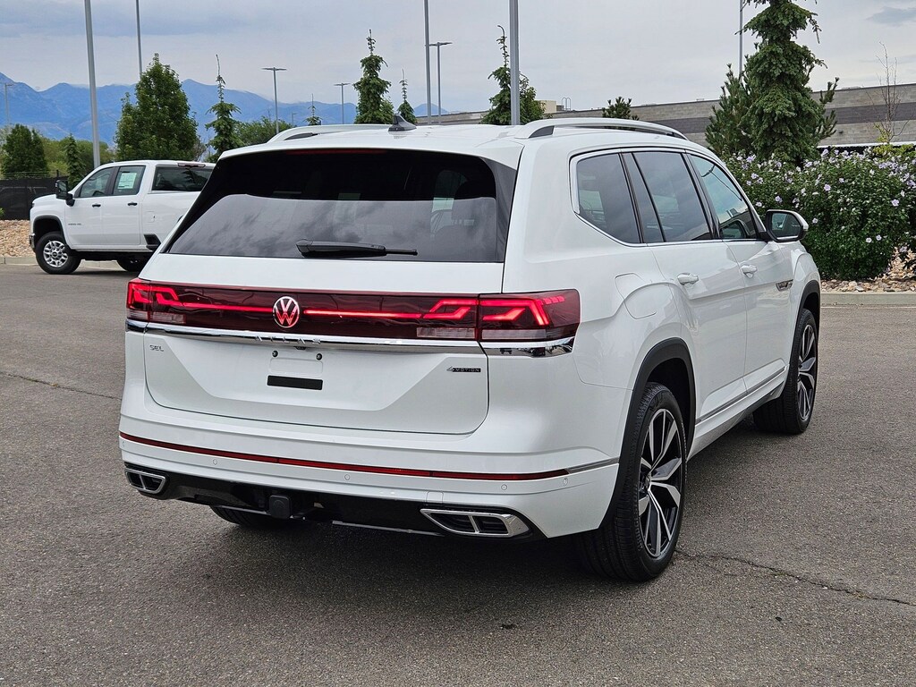 Used 2024 Volkswagen Atlas 2.0T SEL Premium R-Line 2.0T SEL Premium R-Line 4MOTION