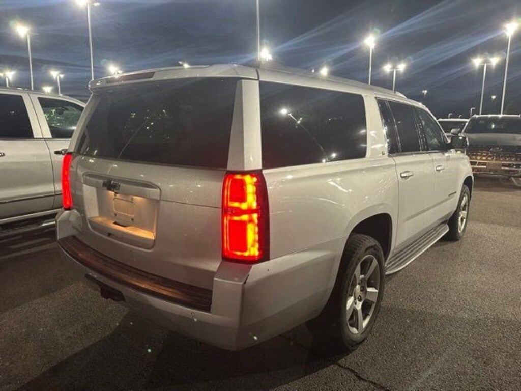 Used 2017 Chevrolet Suburban LT 4WD 1500 LT