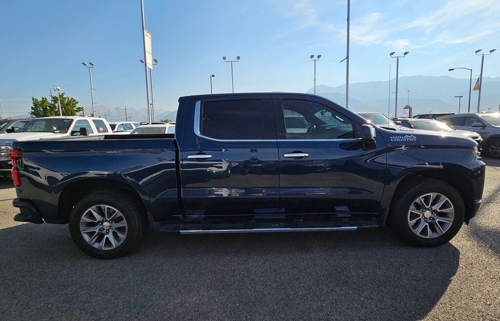 Used 2021 Chevrolet Silverado 1500 High Country 4WD Crew Cab 147 High Country