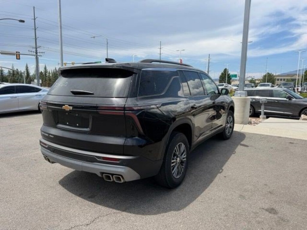 Used 2026 Chevrolet Traverse AWD LT AWD LT w/2LT