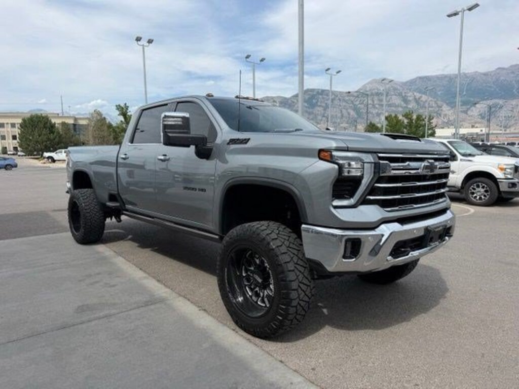 Used 2024 Chevrolet Silverado 3500HD LTZ 4WD Crew Cab 172 LTZ