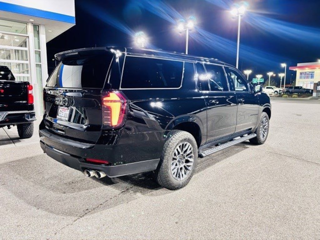 Used 2025 Chevrolet Suburban Z71 4WD Z71