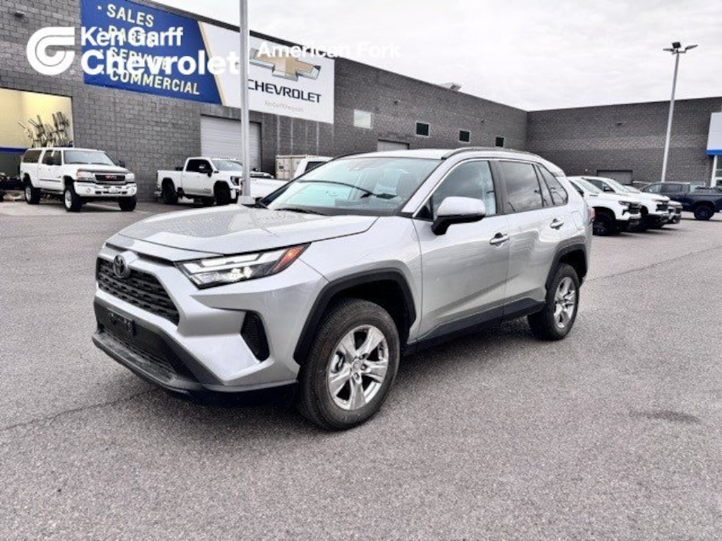 Used 2025 Toyota RAV4 XLE XLE AWD