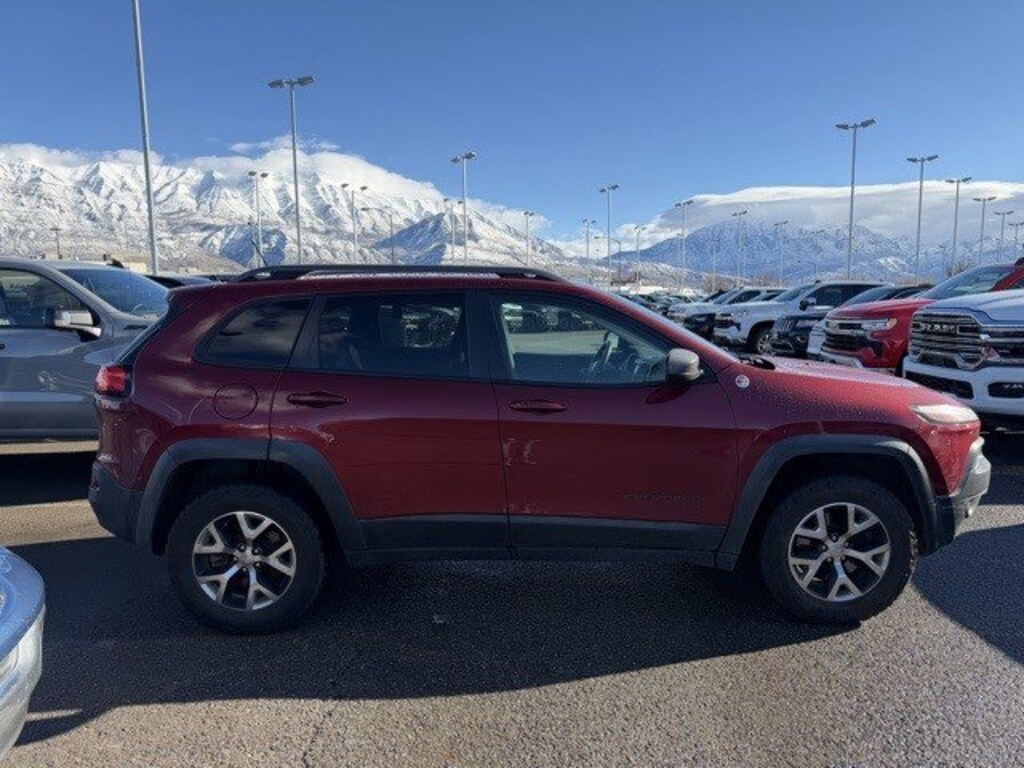 Used 2015 Jeep Cherokee Trailhawk 4WD Trailhawk