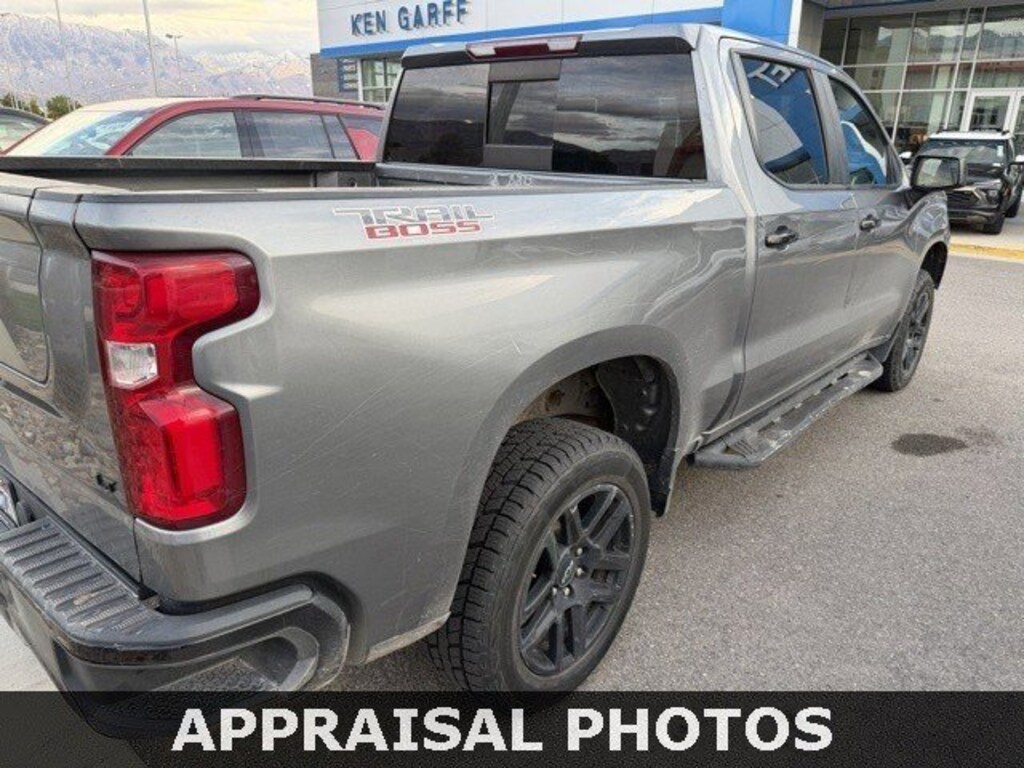 Used 2021 Chevrolet Silverado 1500 LT Trail Boss 4WD Crew Cab 147 LT Trail Boss