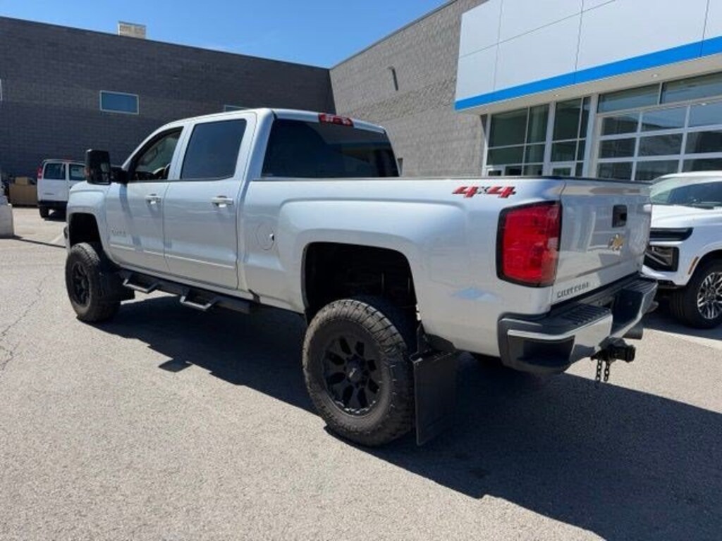 Used 2019 Chevrolet Silverado 2500HD LT 4WD Crew Cab 153.7 LT