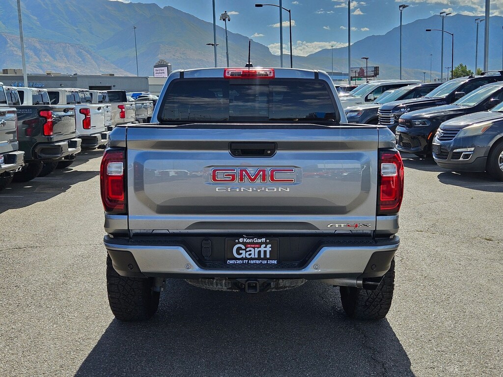 Used 2024 GMC Canyon 4WD AT4X 4WD Crew Cab AT4X