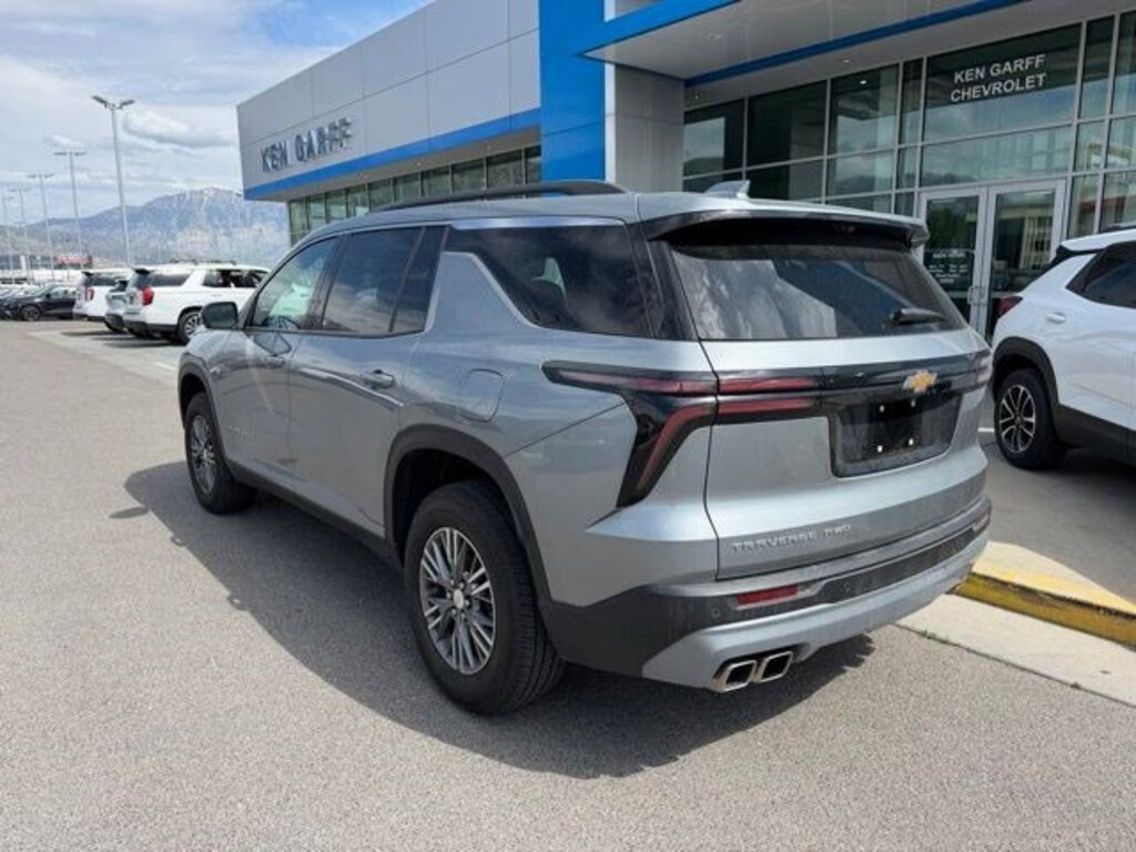 Used 2026 Chevrolet Traverse AWD LT AWD LT w/2LT