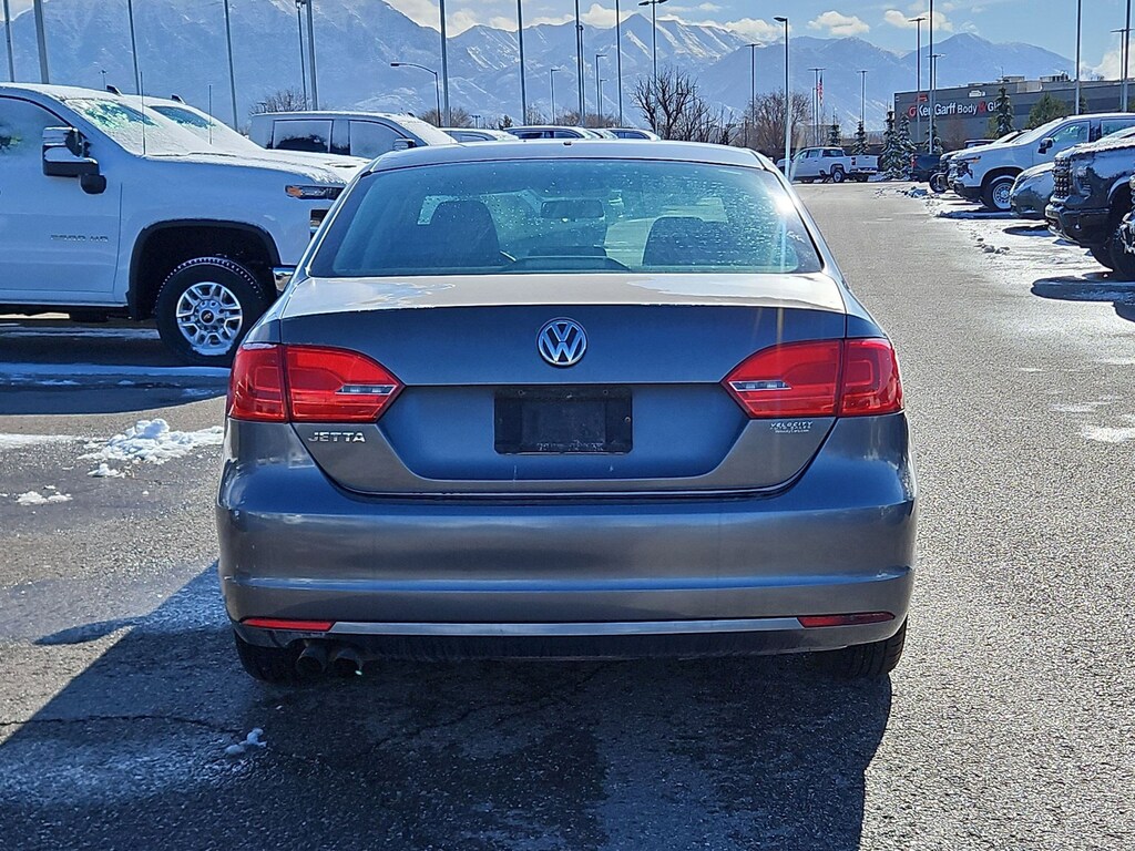 Used 2013 Volkswagen Jetta Sedan 2.0L S