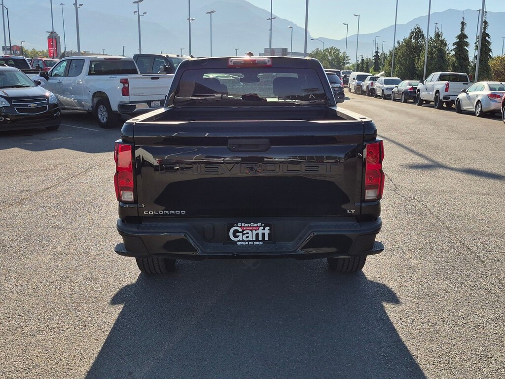 Used 2023 Chevrolet Colorado 4WD LT 4WD Crew Cab LT