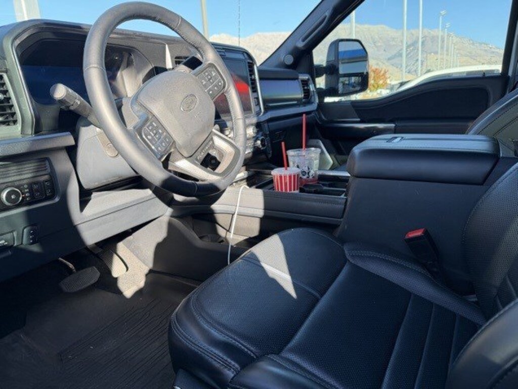 Used 2025 Ford Super Duty F-350 SRW Platinum