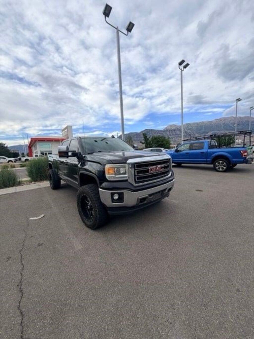 Used 2015 GMC Sierra 1500 SLT 4WD Crew Cab 153.0 SLT