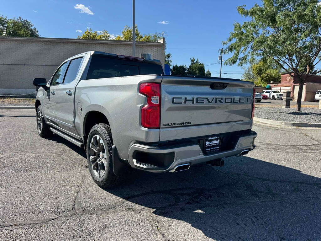 Used 2024 Chevrolet Silverado 1500 High Country 4WD Crew Cab 147 High Country