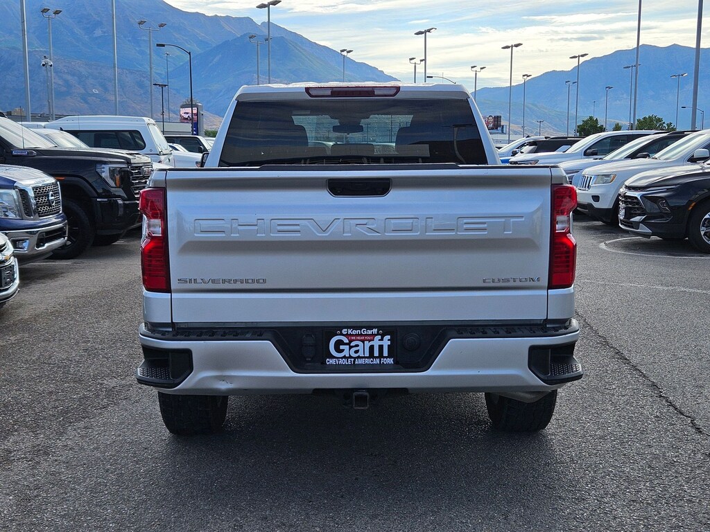 Used 2022 Chevrolet Silverado 1500 Custom 4WD Crew Cab 147 Custom