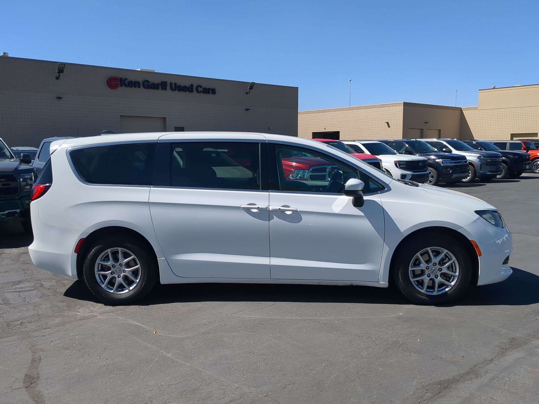 Used 2022 Chrysler Voyager LX Van Passenger Van