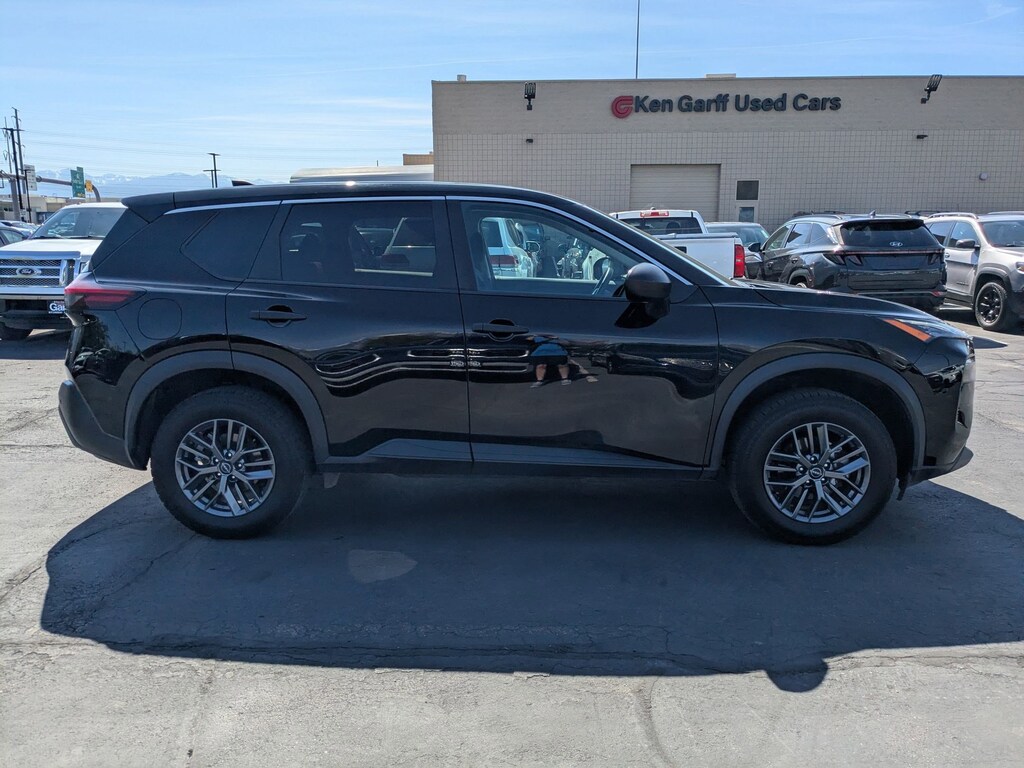 Used 2023 Nissan Rogue S SUV