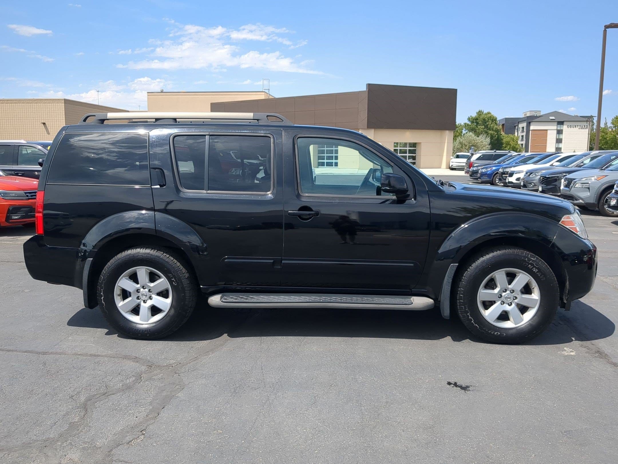 Used 2010 Nissan Pathfinder SE with VIN 5N1AR1NB0AC629439 for sale in Sandy, UT
