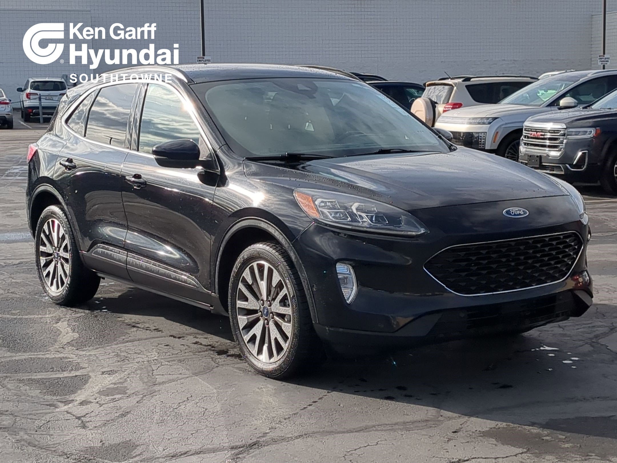 2020 Ford Escape Titanium