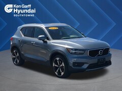 2019 Volvo XC40 T5 Momentum SUV