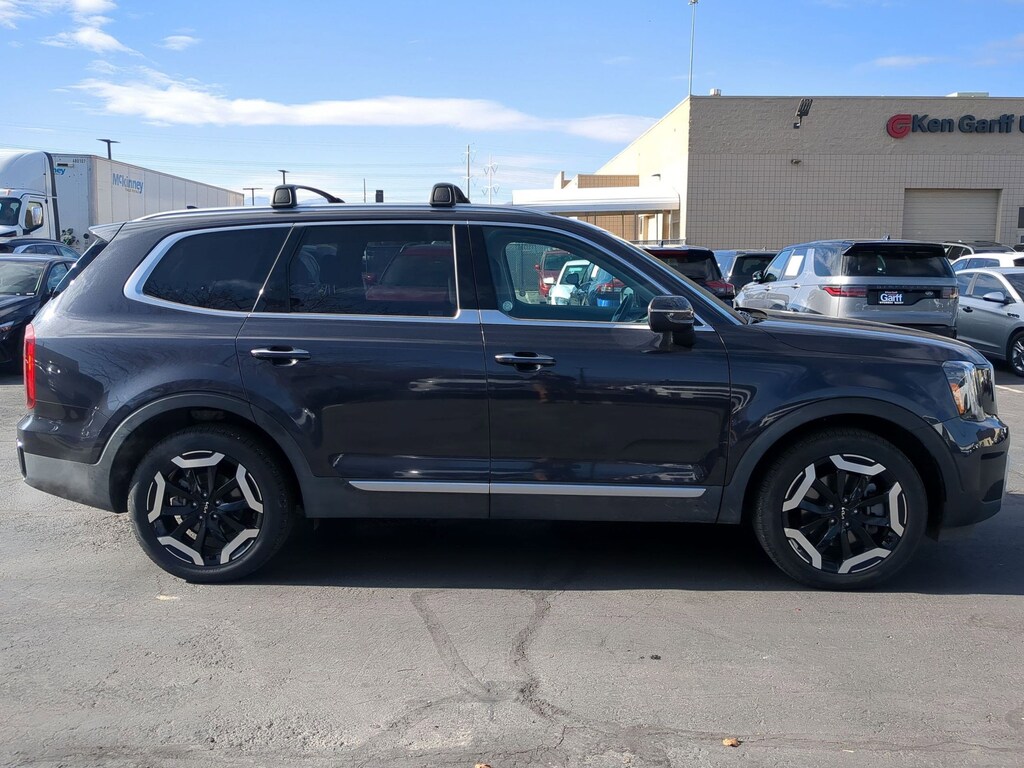 Used 2025 Kia Telluride S SUV