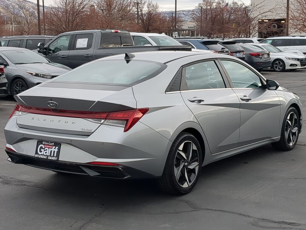 Used 2021 Hyundai Elantra Limited Sedan