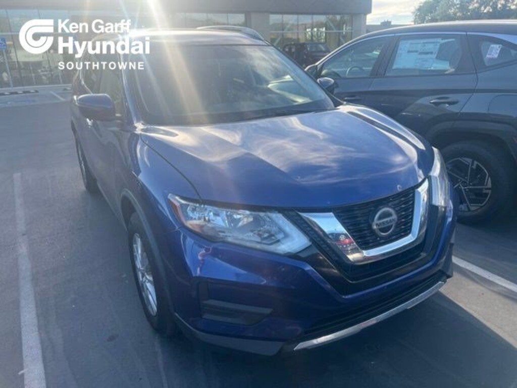 Used 2018 Nissan Rogue SV SUV