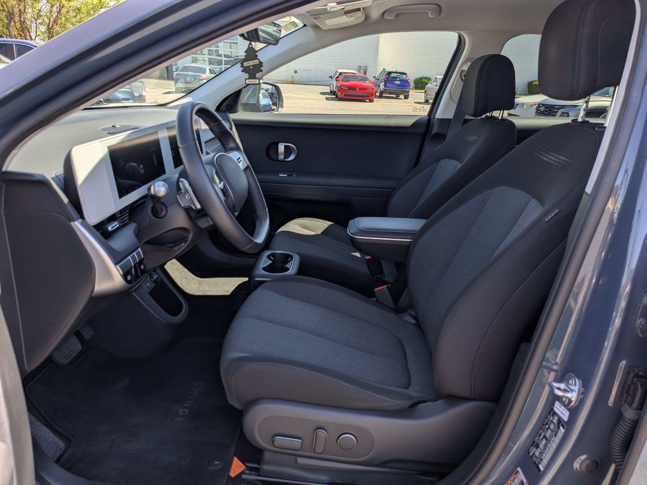 2024 Hyundai IONIQ 5 SEL - Photo 15