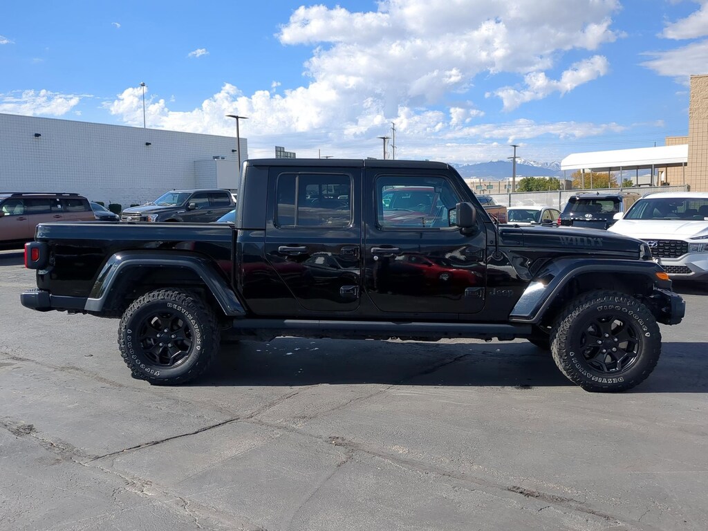 Used 2021 Jeep Gladiator Sport Truck Crew Cab