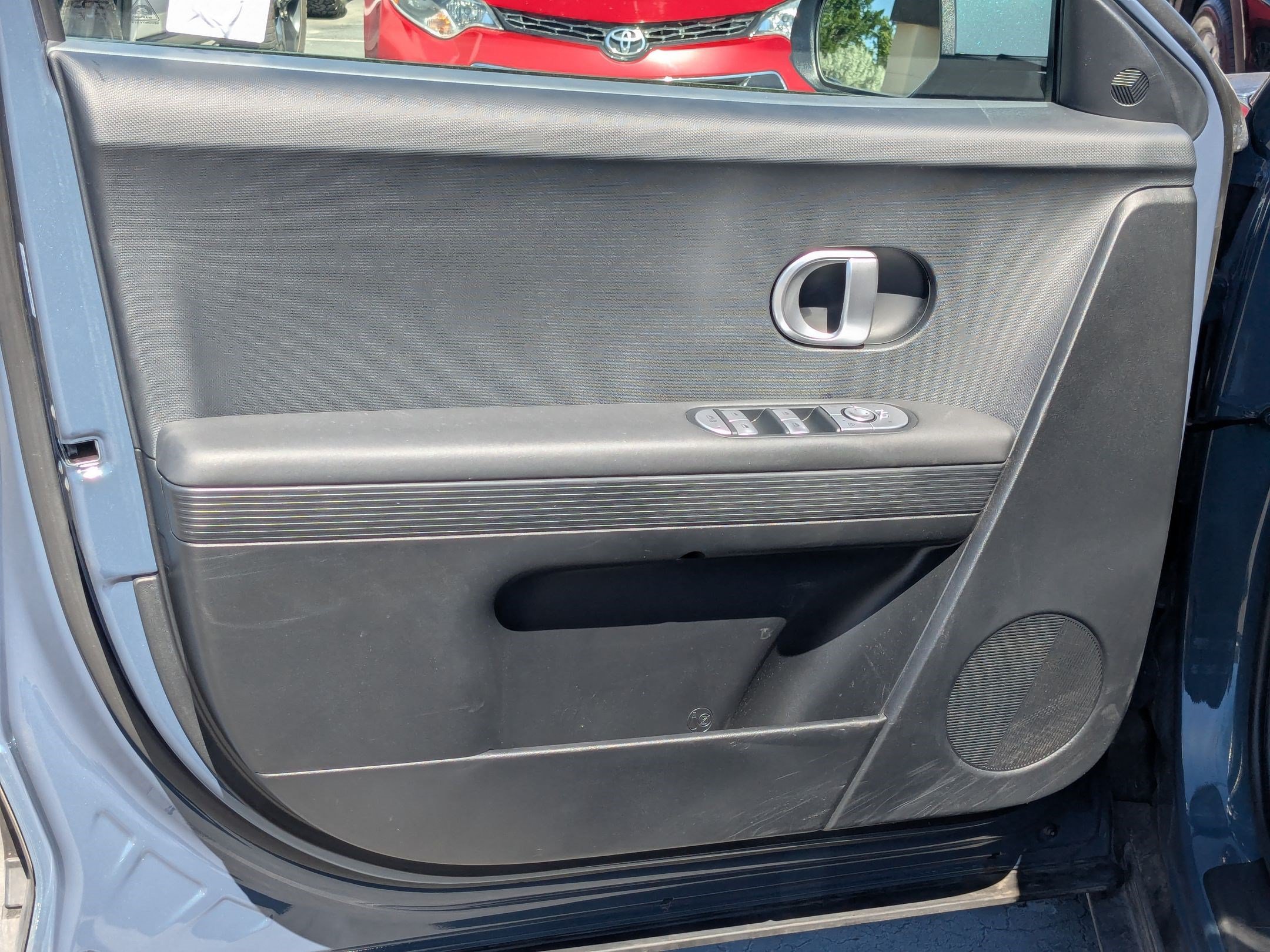 2024 Hyundai IONIQ 5 SEL - Photo 12