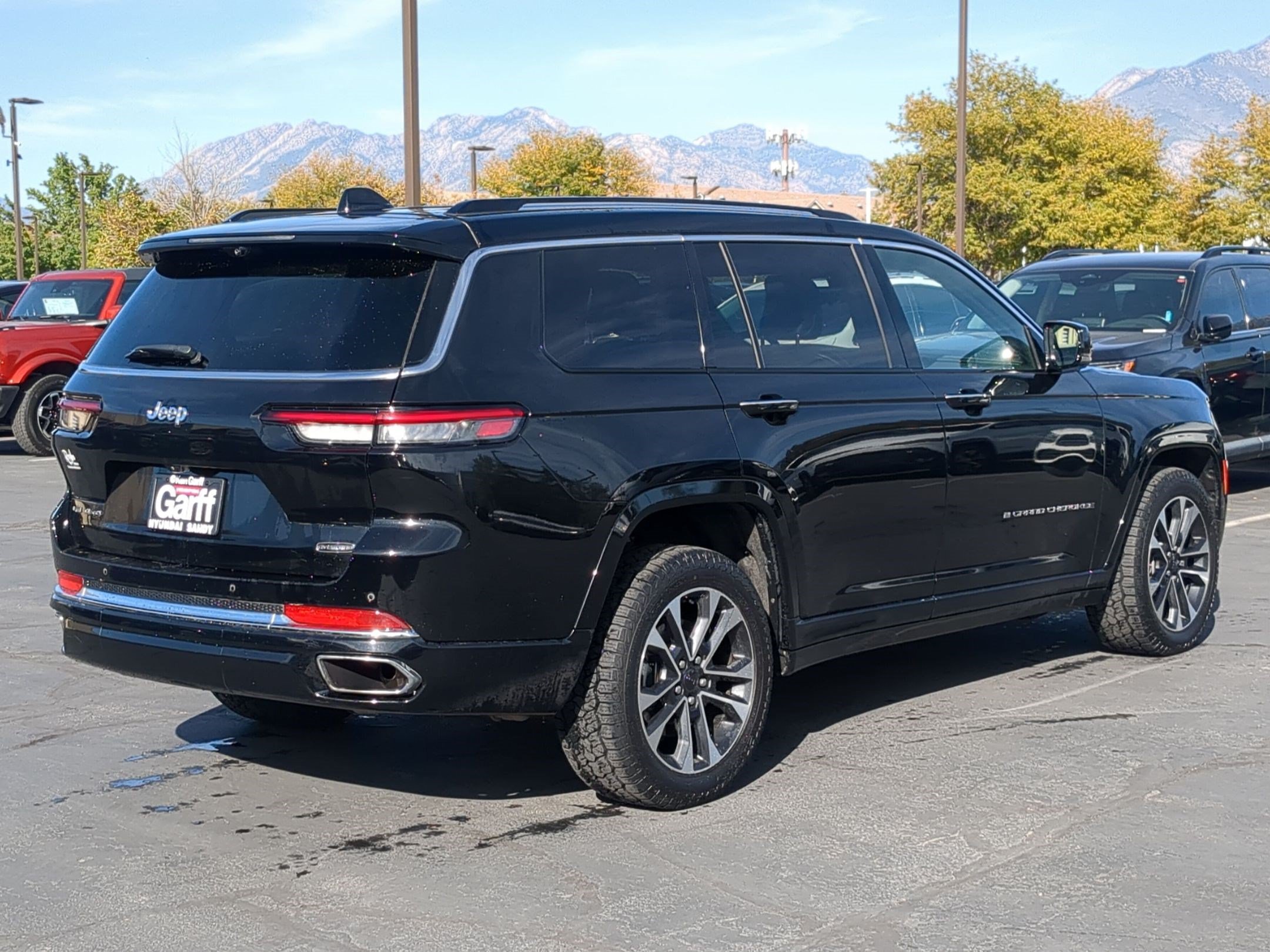 Used 2021 Jeep Grand Cherokee L Overland SUV