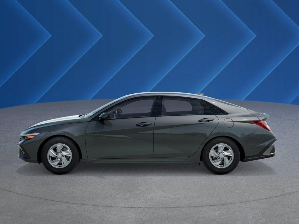 New 2026 Hyundai Elantra SE Sedan