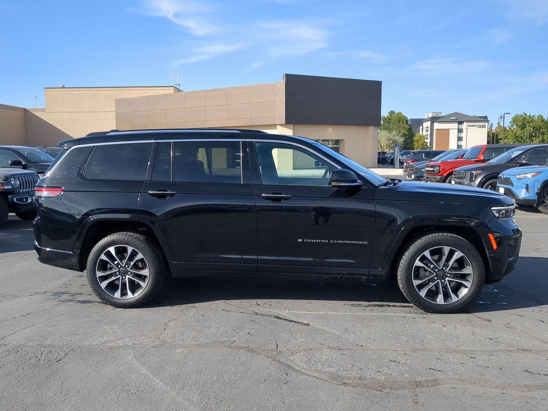 Used 2021 Jeep Grand Cherokee L Overland SUV