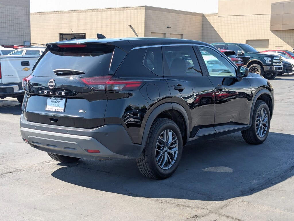 Used 2023 Nissan Rogue S SUV