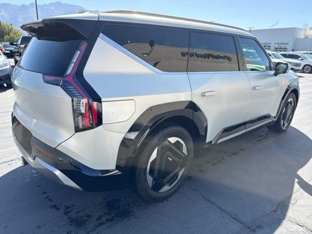 Used 2024 Kia EV9 Land SUV