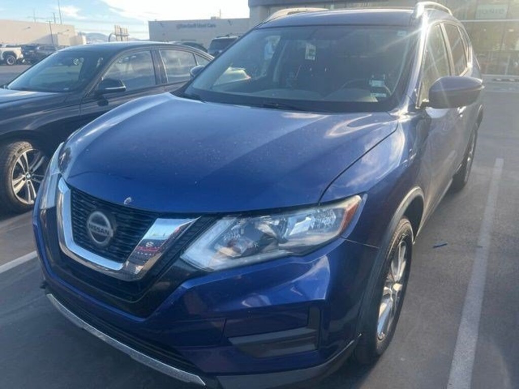 Used 2018 Nissan Rogue SV SUV