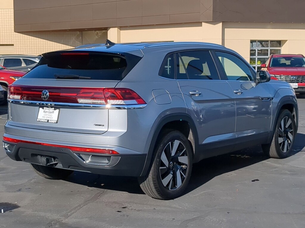 Used 2024 Volkswagen Atlas Cross Sport 2.0T SE w/Technology SUV