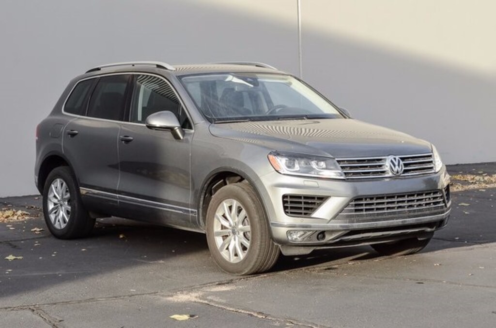 Used 2016 Volkswagen Touareg VR6 FSI SUV