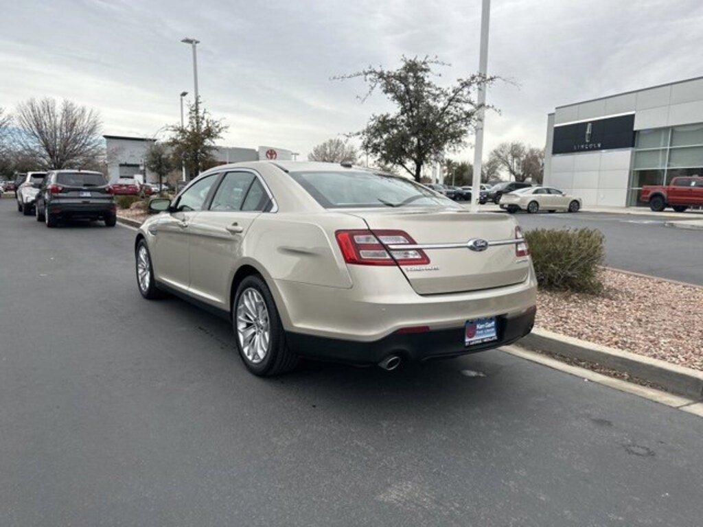 Used 2018 Ford Taurus Limited Sedan