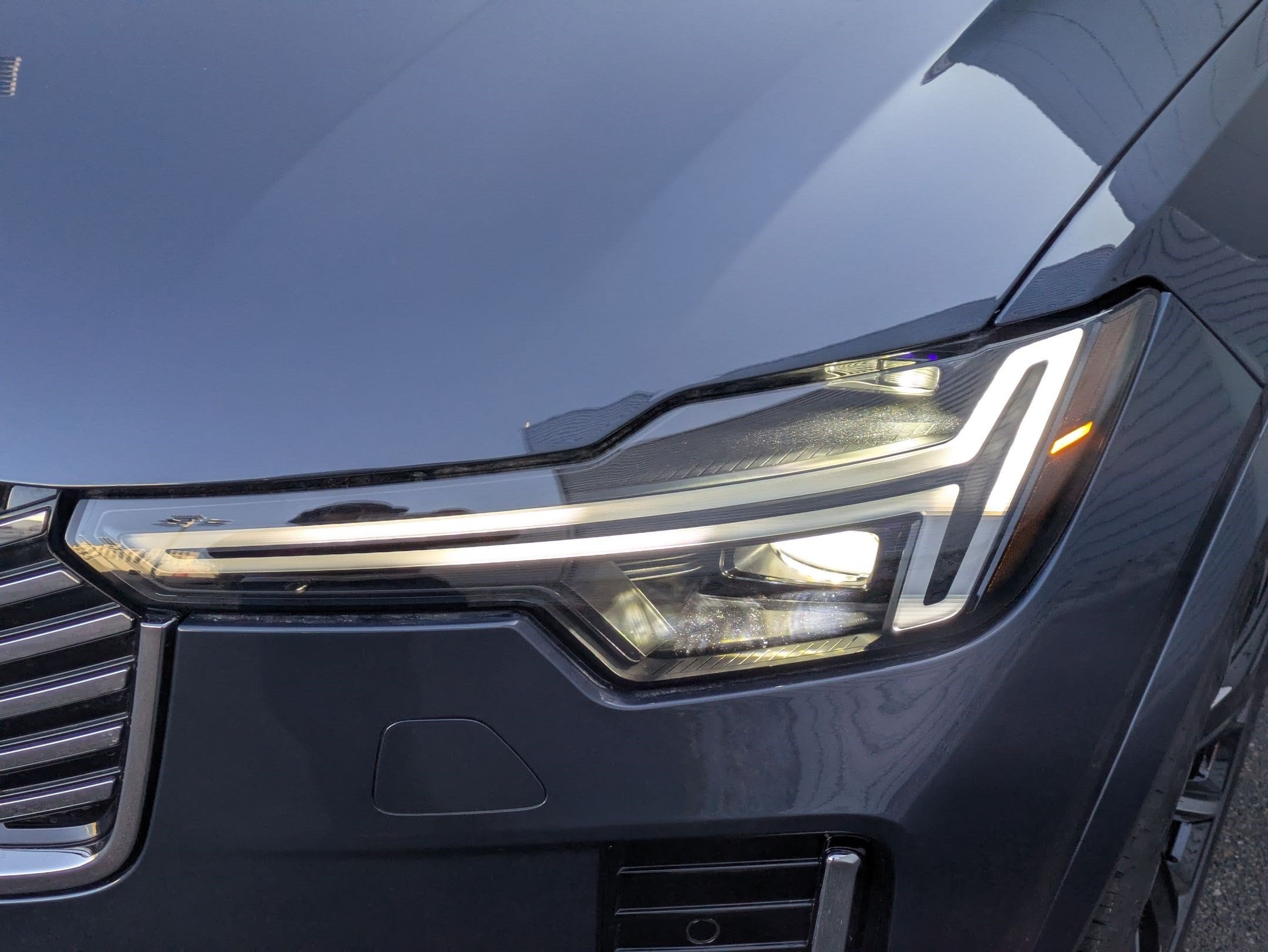 2026 Volvo XC90 Plus - Photo 9