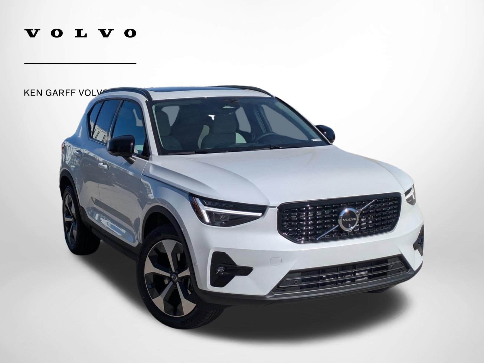 2026 Volvo XC40 Plus