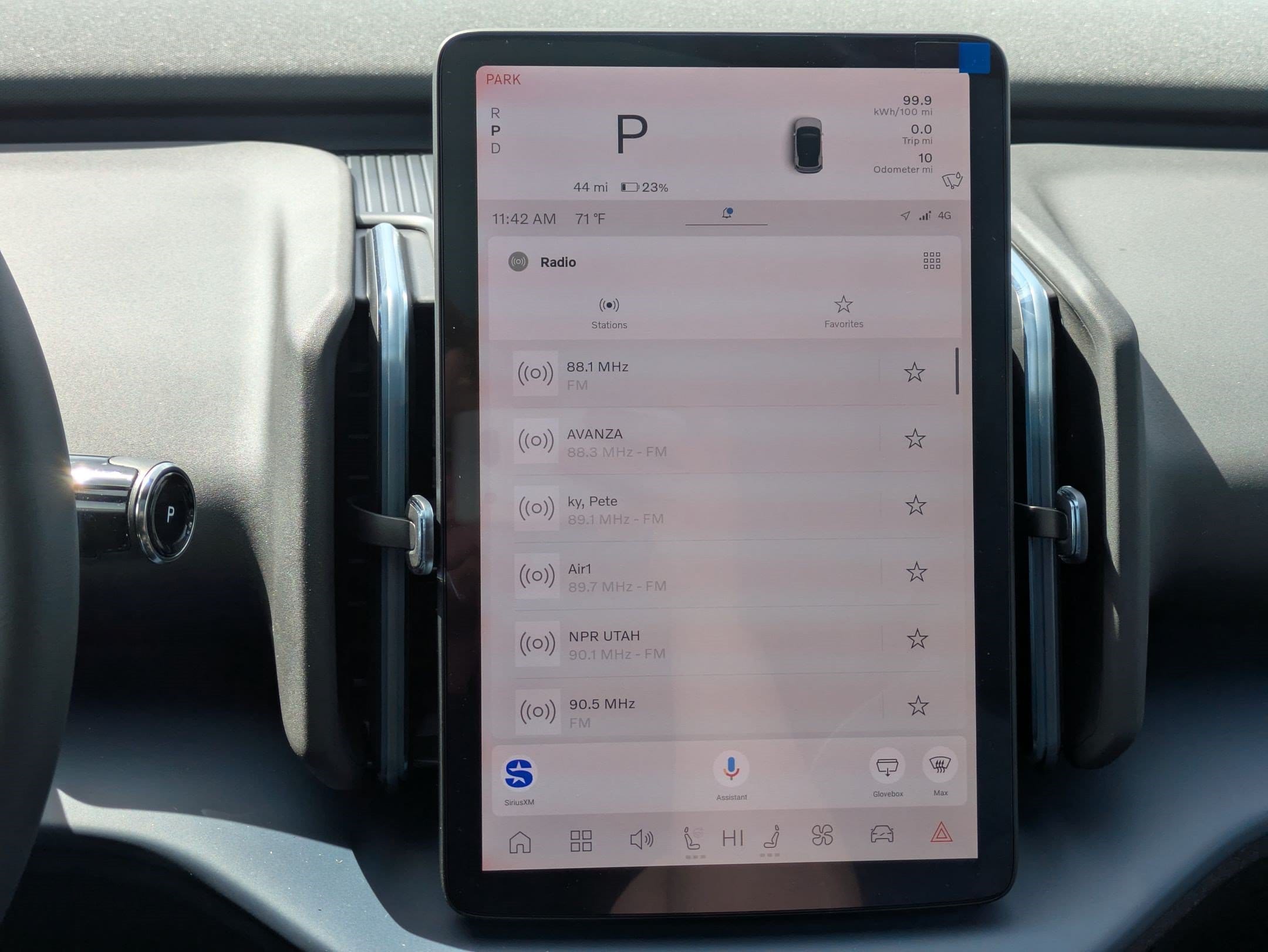 2026 Volvo EX30 Plus - Photo 11