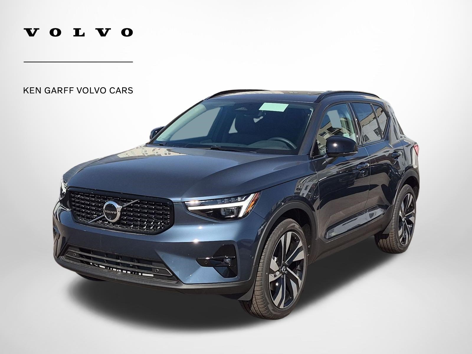 2026 Volvo XC40